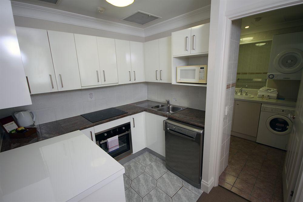 Manor Apartment Hotel Brisbane Exterior photo